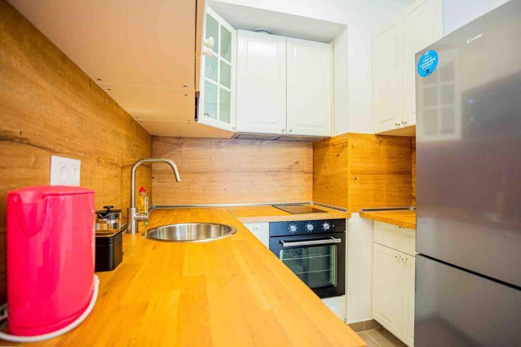 Apartment Corvin Luxury Quiet Budapest
